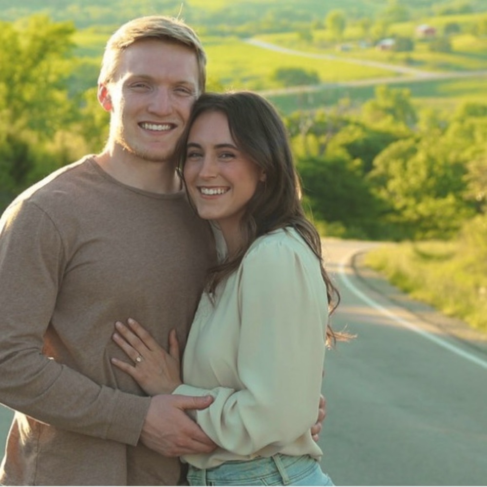 Meet your Posher, Lakin